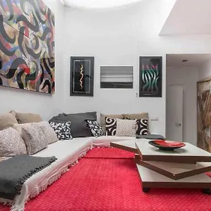 https://espacio-en-triana.es-andalucia.com